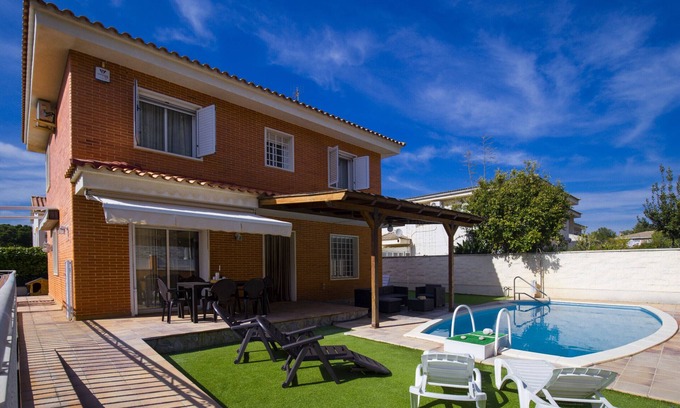 Salou Villa | Villa PLUMA Only Families