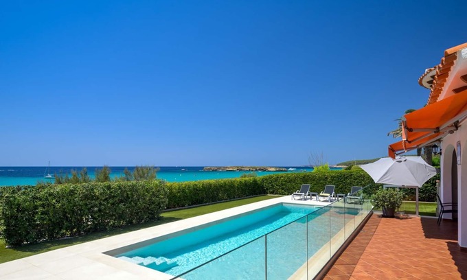 Sant Tomas Villa | Villa Ponti A5 Frontline Vacations, modernity and Comfort
