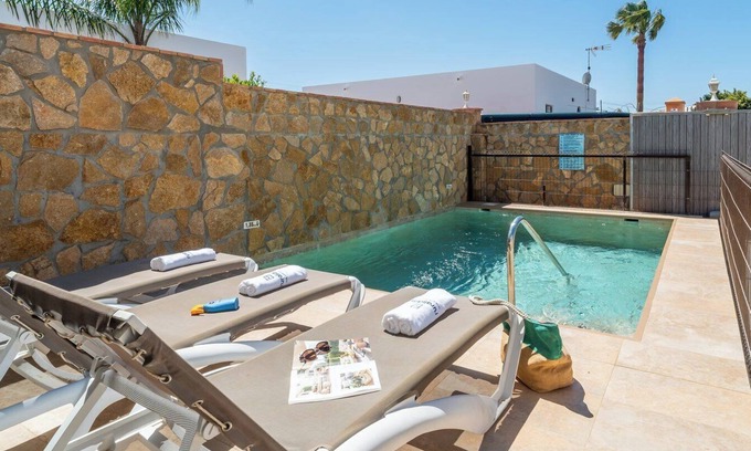 Conil de la Frontera Villa | Villa Rústica de Conil Conil de la Frontera by Ruralidays