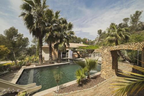 Aubagne Villa | Villa raffinée avec piscine à Aubagne - Jacuzzi inclus