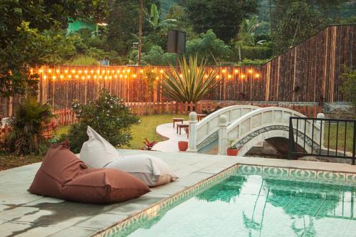 Ciloto Villa | Villa Rone By The Villas 100
