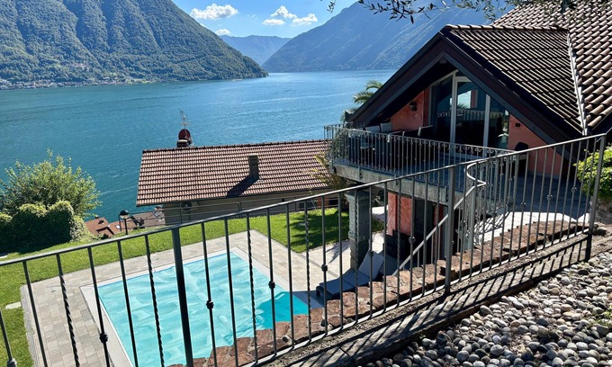 Colonno Villa | Villa Rosa privatevilla balcony, terrace, gardens, pool-fully air conditioned.