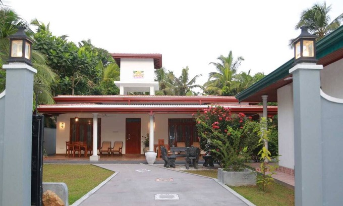 Hettimulla Apartment | Villa Rupa, Strandnahe Ferienwohnung