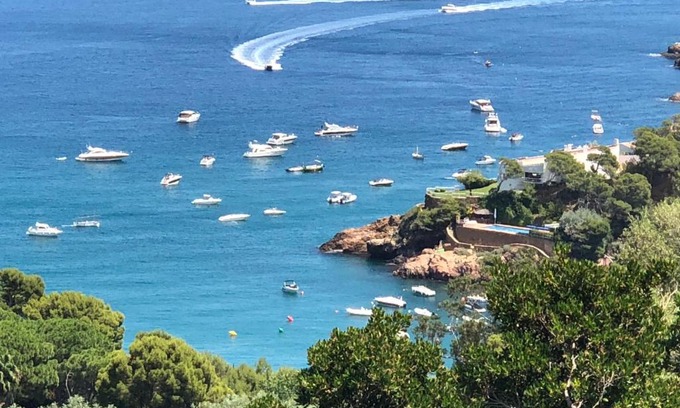 Sa Riera Villa | Villa Sa Riera Begur vue mer panoramique et plage à pieds