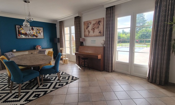 Saint-Cyr-en-Val House | Villa Sana