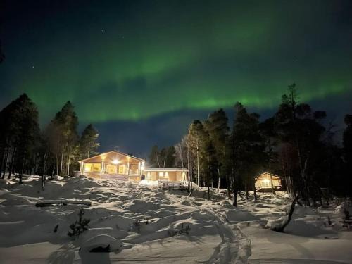 Inari Ski Chalet | Villa Sarala, Lake Inari, Inarijärvi, Lapland