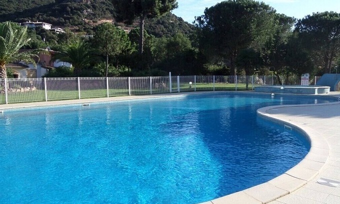 Porto-Vecchio Villa | VILLA SEASIDE FEET IN THE WATER 1 bedroom 43 m2 - WIFI.