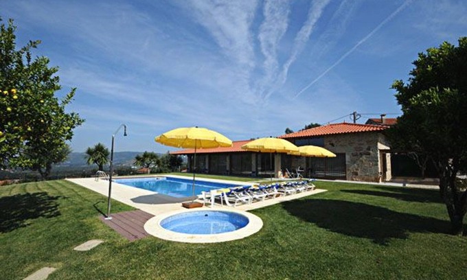 Aborim Villa | Villa Serenidade | 3 Bedrooms | Tennis Court | Countryside Location | Braga |.