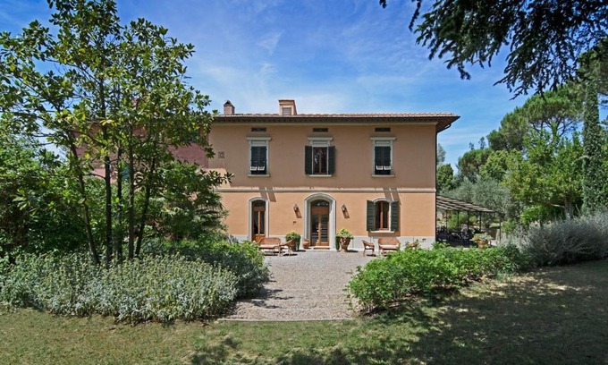 Montaione Bed & Breakfast | Villa Sestilia Guest House