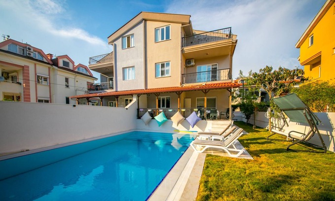 Marmaris Villa | Villa Smyrna Marmaris Daily Weekly Rentals