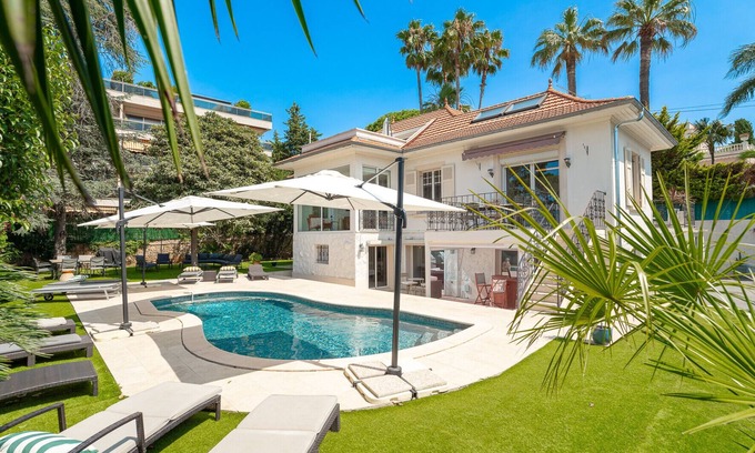 Cap-d'Antibes Villa | Villa Solar