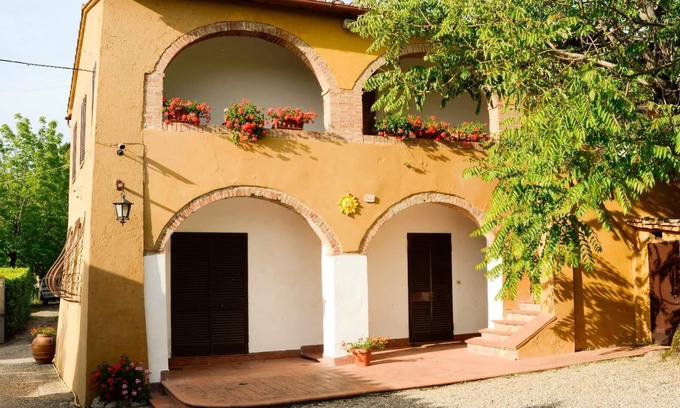 Siena Villa | Villa Sole with pool and garden near the center of Siena