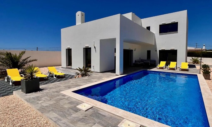 Vila do Bispo Villa | Villa Sonata in Ingrina Sol