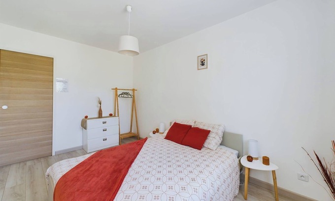 Thoury-Ferottes Villa | Villa spacieuse - Six Bedroom Villa, Sleeps 12