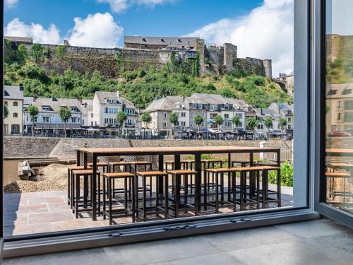 Bouillon House | Villa Steps from Castle, cleaning included