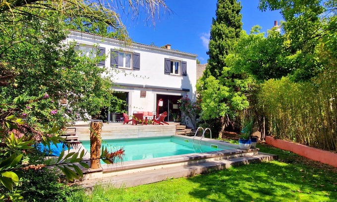 Saint-Barnabe Villa | VILLA/SWIMMING POOL