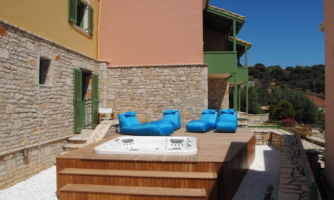 Kastos Island House | VILLA TATI STUDIOS APT1