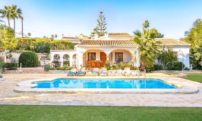Urbanizacion La Mandarina Villa | Villa Tesoro by Villa Plus