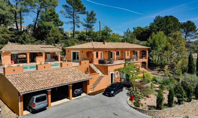 Flayosc Villa | Villa Théia