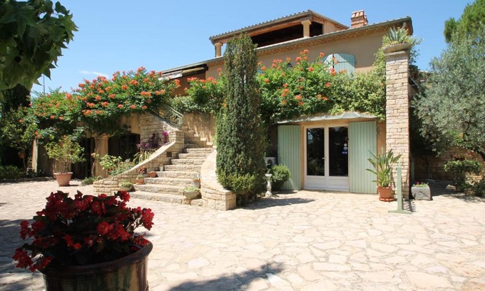 Laudun Bed & Breakfast | Villa Thebaïde Chambres d'hôtes