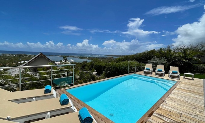 Orient Bay Villa | Villa Thomarine – Private Pool and Water Cistern