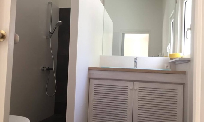 L'Epine House | Villa TOUT CONFORT - Les pieds dans l'eau - 3 minutes walk from the sea