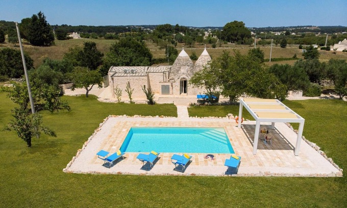 Martina Franca Villa | Villa Trullo Bozalice by Villa Plus