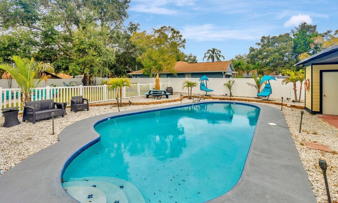 Palm Harbor Villa | Villa Valentino Luxury 8BR Villa with Heated Pool