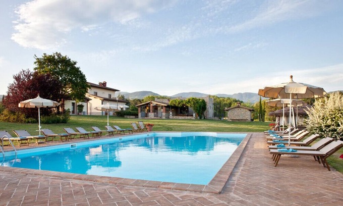 Porrena Villa | Villa Vitrea, among charming tuscan hills