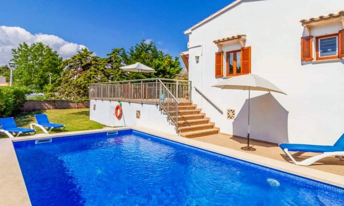 Urbanitzacio Gotmar Villa | Villa Voltor for 8 people
