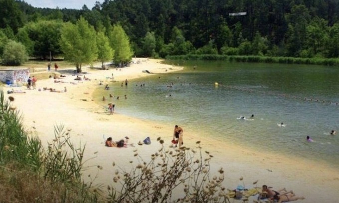 Mormoiron Villa | Villa with an exceptional view of Mont Ventoux, swimming pool, satellite ...