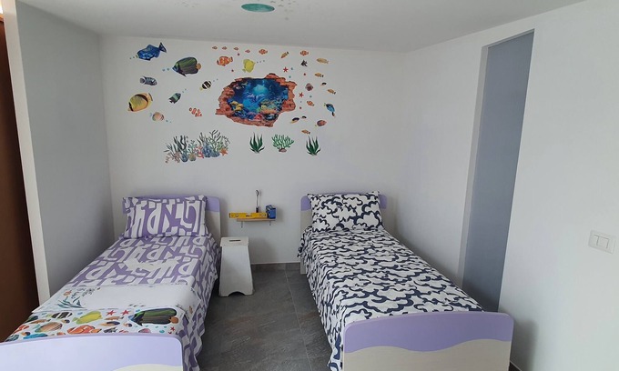 Bisceglie Bed & Breakfast | Villa with apartment and big garden share