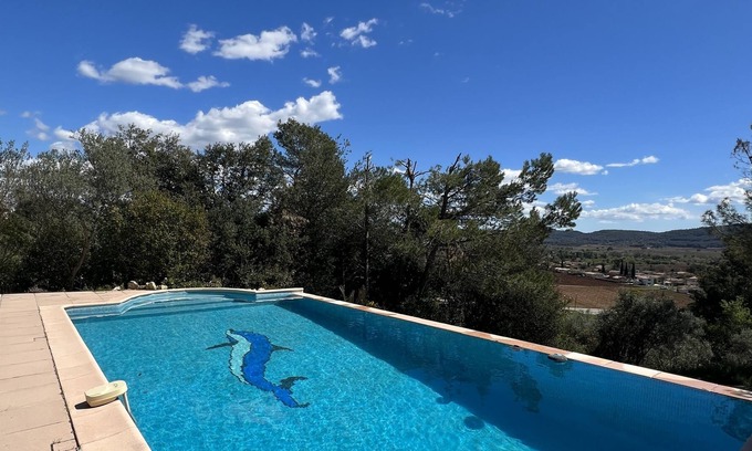 Montfort-sur-Argens Villa | VILLA WITH POOL OVERFLOW
