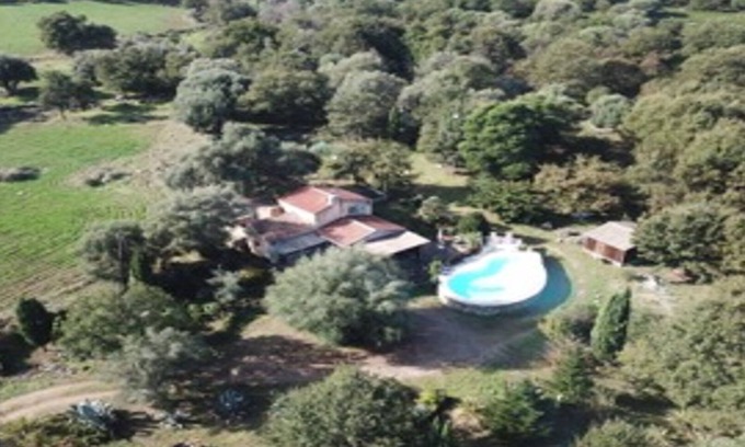 Belgodere House | VILLA WITH POOL AT THE END OF THE WORLD