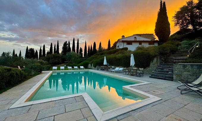 Loro Ciuffenna House | Villa with pool and magical view