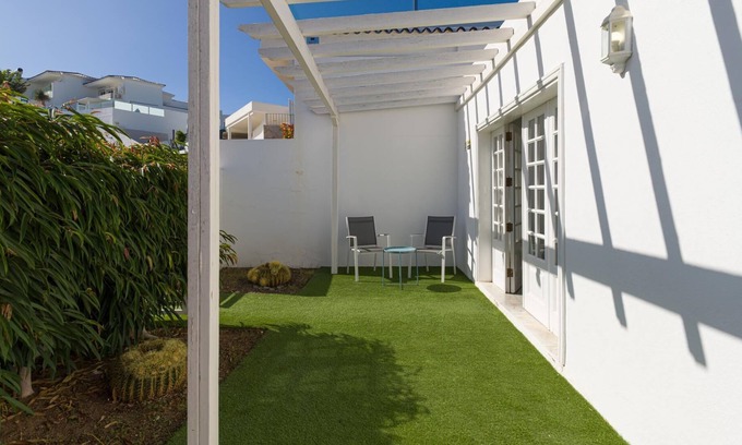 Pasito Blanco Villa | Villa with shared pool Pasito Villas I