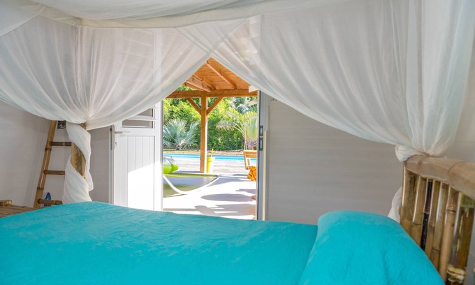 Saint-Francois Villa | Villa with superb pool in quiet location