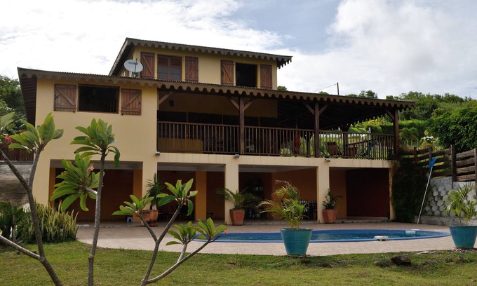 Le Marin House | Villa with swimming pool, facing the Atlantic ocean, Cap Macré, Le MarinHouse with garden
