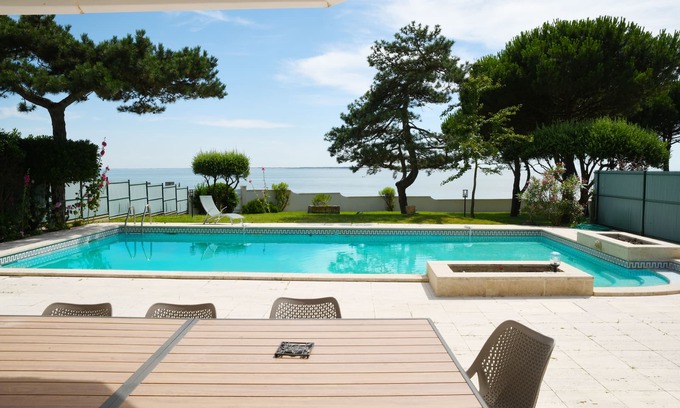 Royan Villa | Villa with swimming pool and magnificent sea view