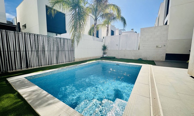 Orihuela Costa Villa | Villa Zina (Villamartin)
