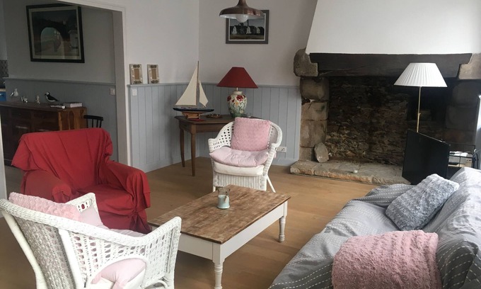 Saint-Gildas-de-Rhuys House | village house seaside