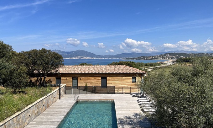 Molini Villa | Villas Agosta - Bergamia - sea view 50 m from the beach, new and luxurious