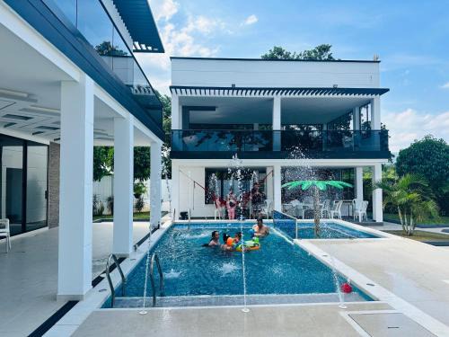 Aguazul Resort | Villatina Campestre