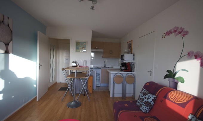 Villers-sur-Mer Apartment | Villers sur mer apartment 300 metres from the beach 200 metres from shops