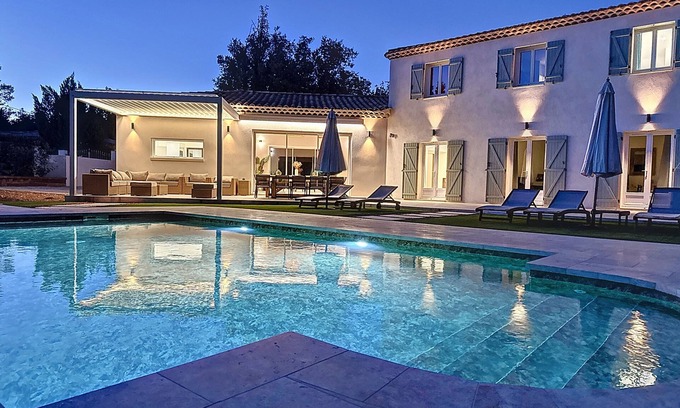 Nans-les-Pins House | Viracchiolo