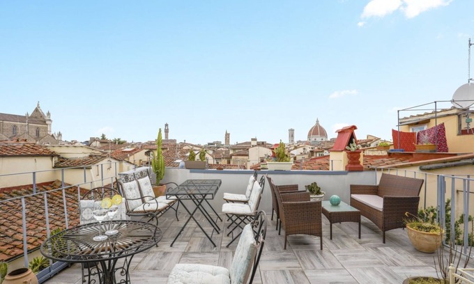 Santa Croce Apartment | Virgilio - Sweet Dreams in Florence