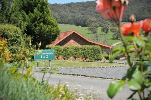 Yarra Junction House | Vista Apartment 2