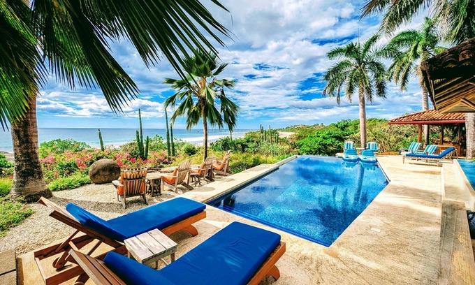 Playa Negra House | VISTA AZUL - Oceanfront with incredible views in Playa Negra with WiFi and AC!