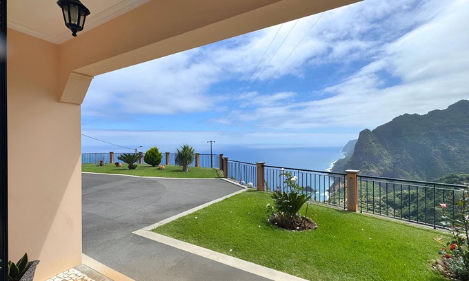 Sao Vicente Villa | Vista Ventura