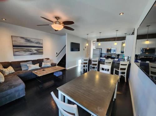 Atlantic City House | Vista Villa - 3 Bedrooms with Roof Top Deck!